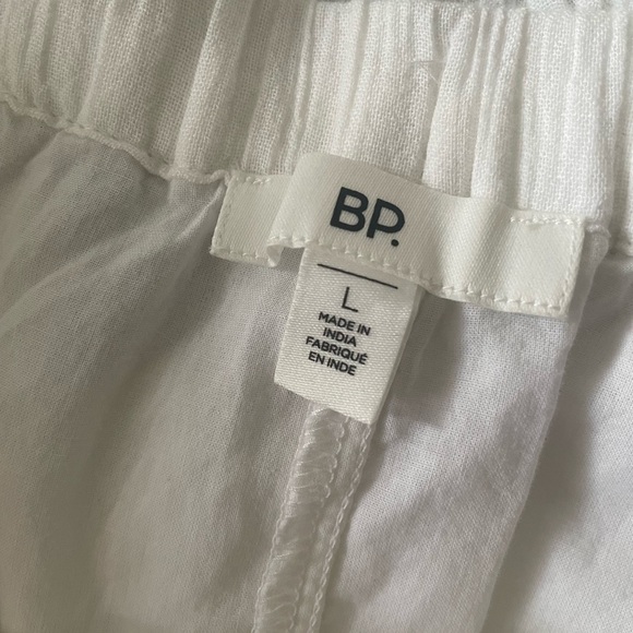 BP. Tiered Ruffle Miniskirt In White. New With Tags. - Picture 6 of 7